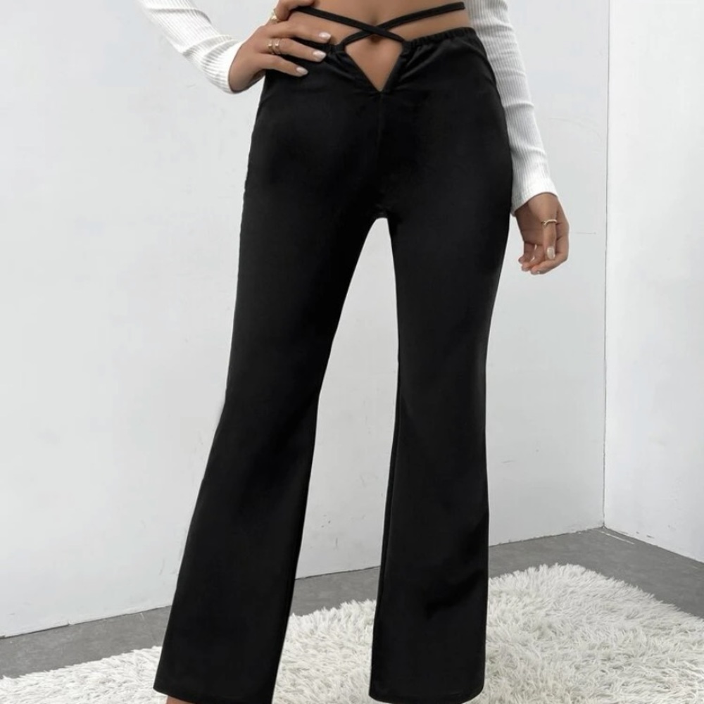 V tie pants